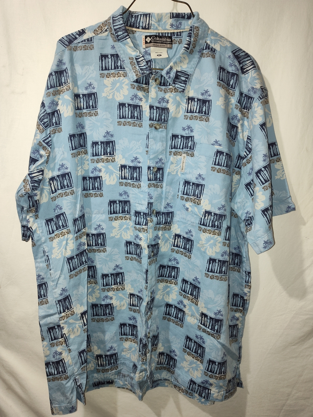 Columbia Men's Light Blue Tropical Print Short Sleeve Button-Down Shirt